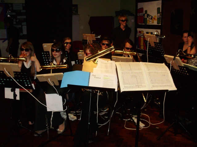 show2009-10.JPG