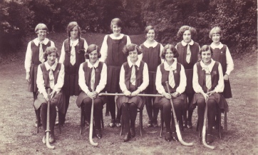 OldSchool-Hockey01.jpg