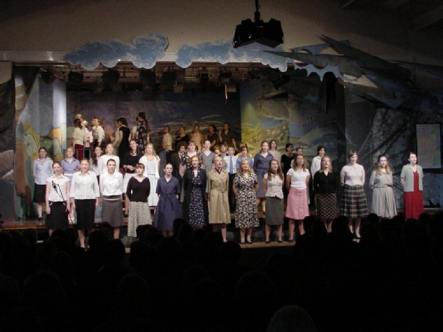 show2004-07.JPG