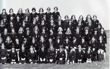 1976-18.jpg