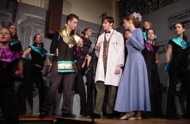 show2001-04.jpg