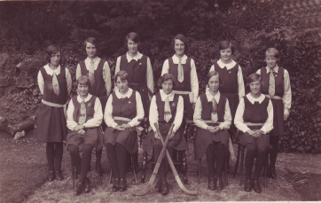 OldSchool-Hockey02.jpg